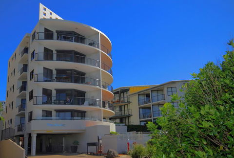 Unit 1, The Rocks, 1746 David Low Coolum Beach - 500 Bond - Accommodation Newcastle 0