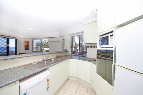 Unit 1, The Rocks, 1746 David Low Coolum Beach - 500 Bond - Accommodation Newcastle 1