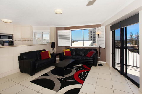 Unit 10, The Rocks, 1746 David Low Way, Coolum Beach - 500 BOND - Accommodation Newcastle 3