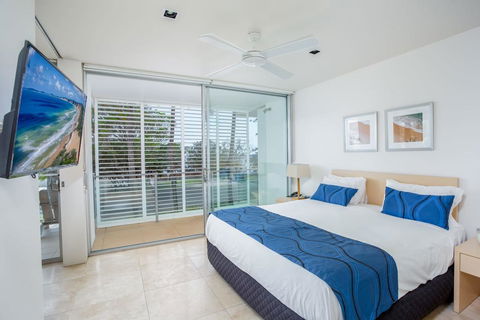 Unit 105 Plantation - Rainbow Beach, Plantation Resort, Second Floor, Aircon, Pool, Spa - Accommodation Newcastle 3