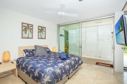 Unit 6 Plantation - Rainbow Beach, Plantation Resort, Ground Floor, Aircon, Pool, Spa - Accommodation Newcastle 3