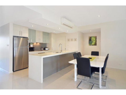 Utopia Apartment - Accommodation Newcastle 0