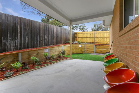 V & V Family Dream Away - Accommodation Newcastle 3