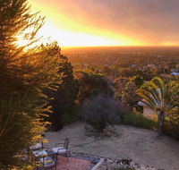 Vermillion Skies Holiday Accommodation - Accommodation Newcastle