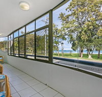 Views Pool Air Conditioning - Karoonda Sands Welsby Pde Bongaree - Accommodation Newcastle