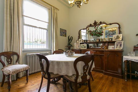 VIGNACOURT MANSION RICHMOND HILL - Accommodation Newcastle 1