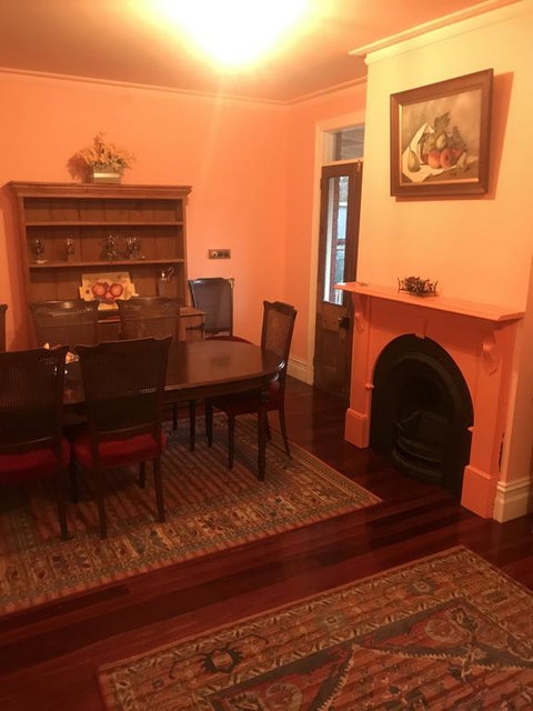 Villa Paradiso - Accommodation Newcastle 1