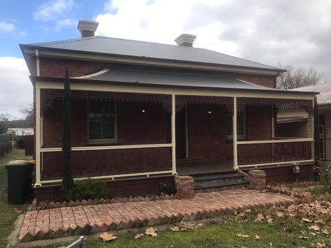 Villa Paradiso - Accommodation Newcastle 0