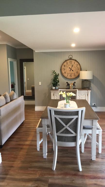 Walnut Tree Cottages - Accommodation Newcastle 0