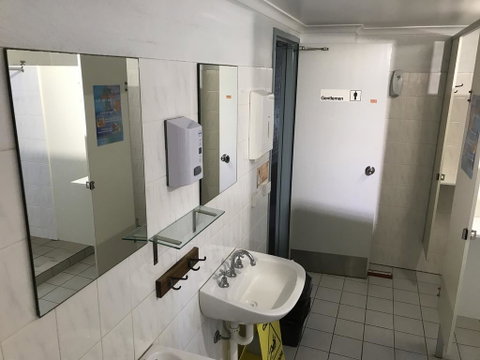 Wandarrah Lodge Hostel - Accommodation Newcastle 2