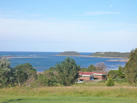 Water View House @ Orient Point - Accommodation Newcastle 0
