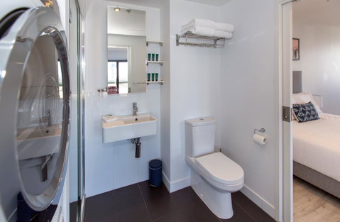 Flinders Luxury Penthouse - Accommodation Newcastle 12