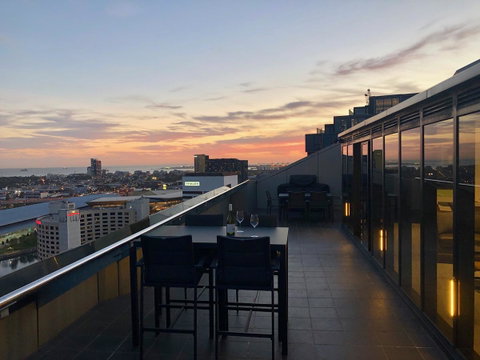 Flinders Luxury Penthouse - Accommodation Newcastle 1