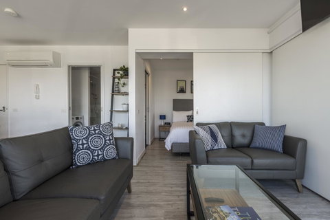 Flinders Luxury Penthouse - Accommodation Newcastle 5