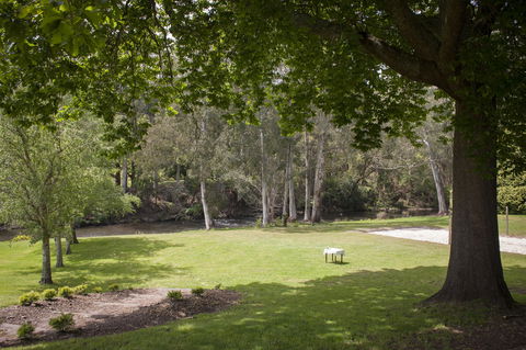 Oscar\'s On The Yarra - Accommodation Newcastle 6