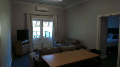 Oscar\'s On The Yarra - Accommodation Newcastle 21