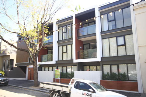 RNR Serviced Apartments North Melbourne - Accommodation Newcastle 18
