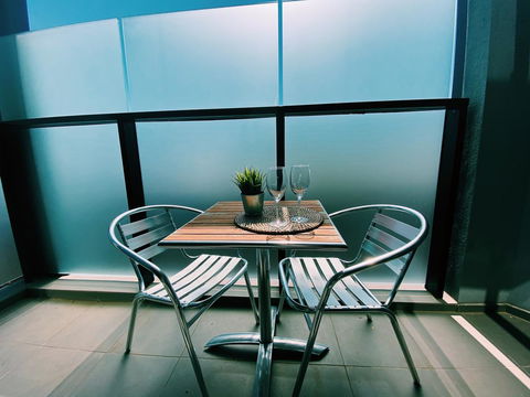 RNR Serviced Apartments North Melbourne - Accommodation Newcastle 1