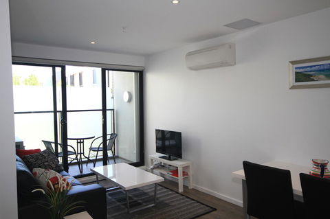RNR Serviced Apartments North Melbourne - Accommodation Newcastle 12