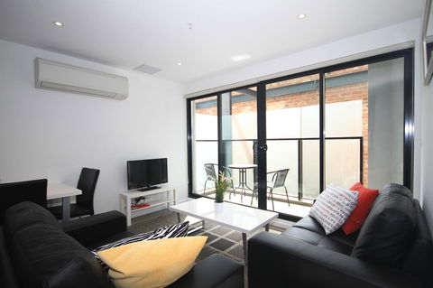 RNR Serviced Apartments North Melbourne - Accommodation Newcastle 8