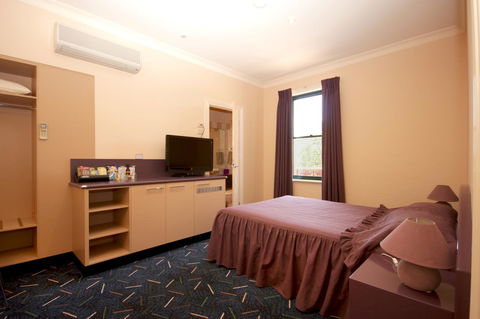 Mitchell River Tavern - Accommodation Newcastle 33
