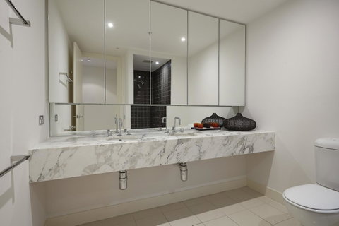 Melbourne Luxury Collection - Accommodation Newcastle 29