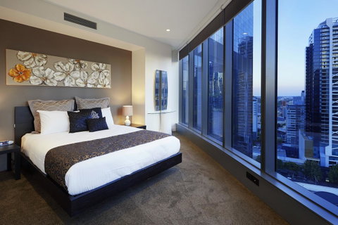 Melbourne Luxury Collection - Accommodation Newcastle 0