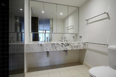 Melbourne Luxury Collection - Accommodation Newcastle 24