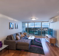 St Kilda Road Park View 3 Bedroom Luxury Apartment - Accommodation Newcastle