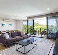 Blairgowrie Apartment 2 - on the beach