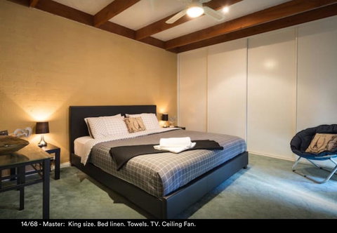 Nest On A Crest - Accommodation Newcastle 13