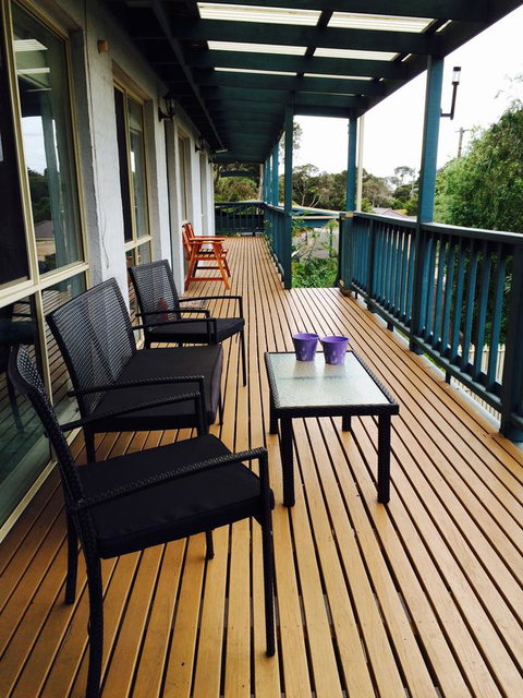 Nest On A Crest - Accommodation Newcastle 26