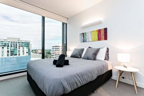 Complete Host Leopold Apartments - Accommodation Newcastle 21