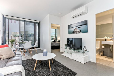 Complete Host Leopold Apartments - Accommodation Newcastle 20