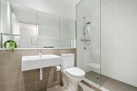 Complete Host Leopold Apartments - Accommodation Newcastle 13