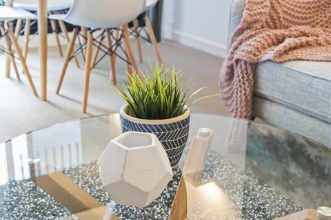 Complete Host Leopold Apartments - Accommodation Newcastle 4