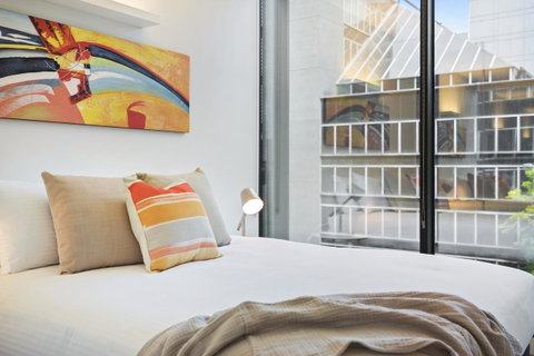 Complete Host Leopold Apartments - Accommodation Newcastle 14