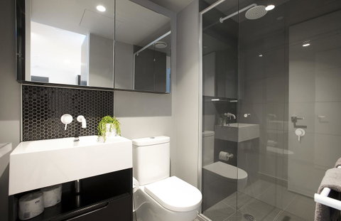 Complete Host CBD Lighthouse Apartments - Accommodation Newcastle 2