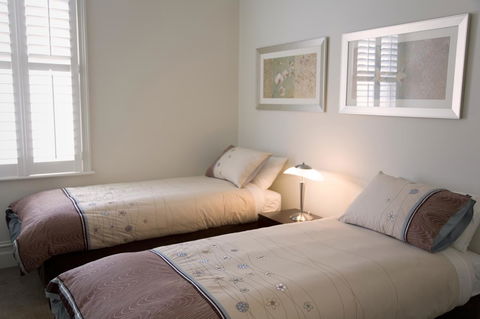 Sabina On Little Myers - Accommodation Newcastle 10