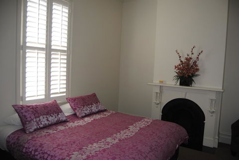 Sabina On Little Myers - Accommodation Newcastle 14