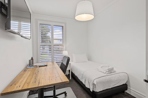 Work Sleep Live Melbourne - Accommodation Newcastle 7