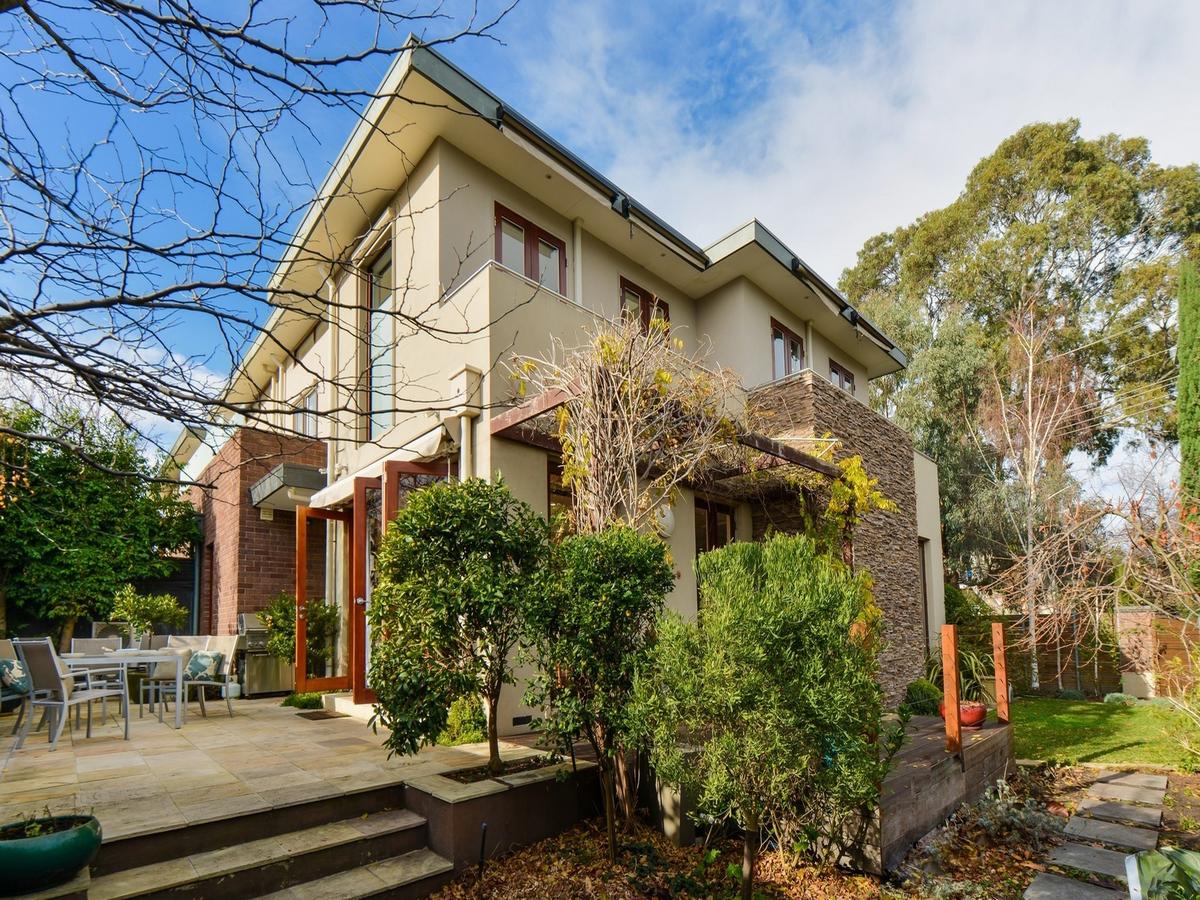 Tooronga VIC Accommodation Newcastle