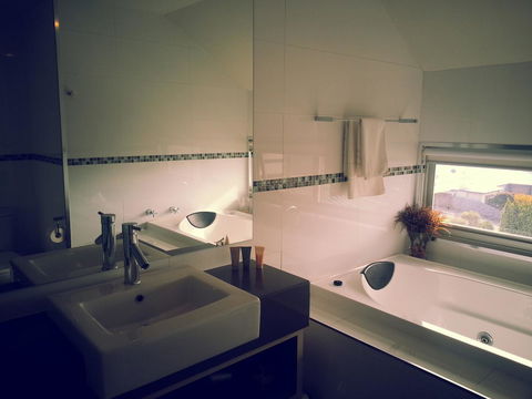104 On Merri Apartments - Accommodation Newcastle 25