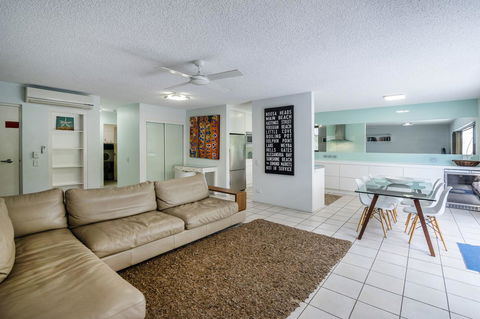 Sunseeker Holiday Apartments - Accommodation Newcastle 33