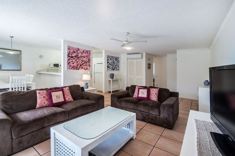 Sunseeker Holiday Apartments - Accommodation Newcastle 41