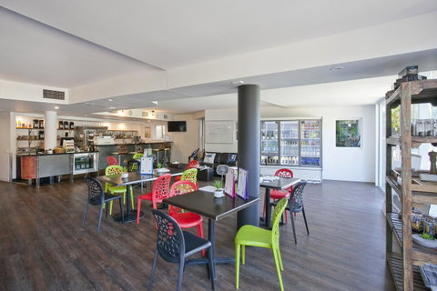 Noosa Blue Resort - Accommodation Newcastle 2