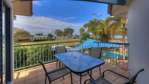 Dolphin Waters - Accommodation Newcastle 8