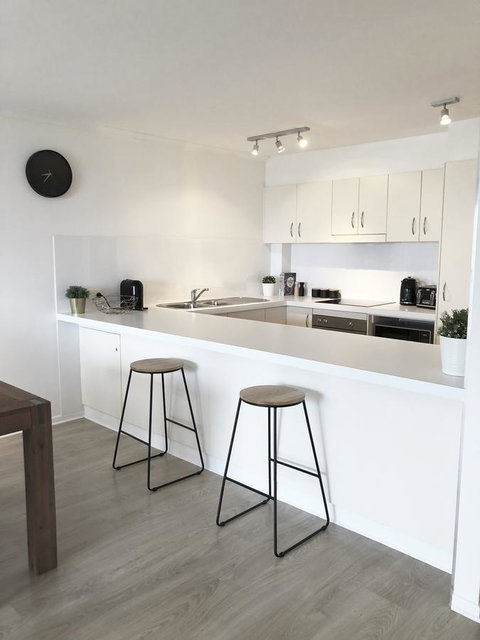 Sunshine Beach Luxe Apartment - Accommodation Newcastle 5