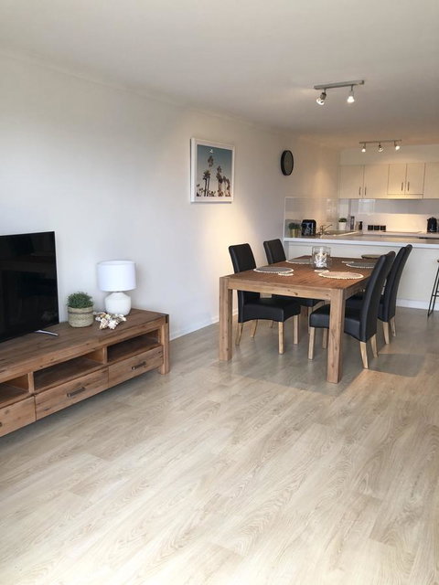 Sunshine Beach Luxe Apartment - Accommodation Newcastle 17
