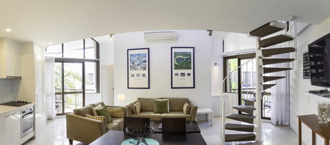Ocean Breeze Resort - Accommodation Newcastle 1